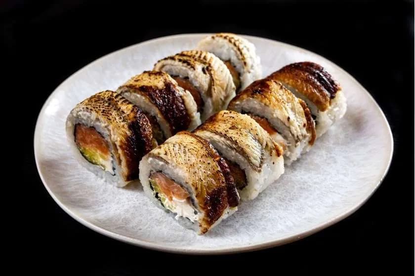 Unagi with Salmon Premium Roll