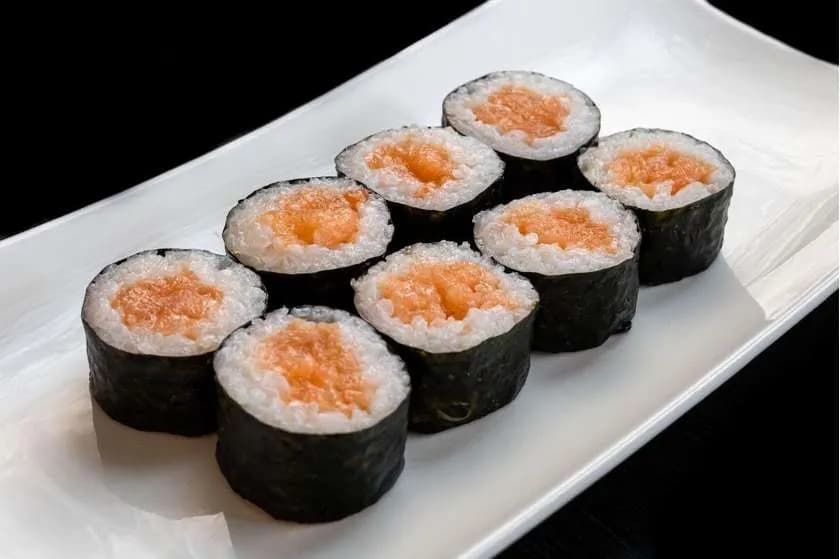 Maki with Salmon