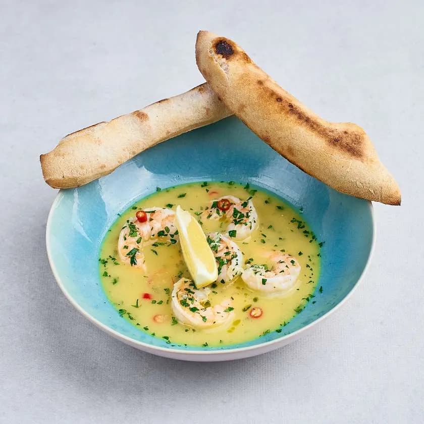 Krewetki w białym winie z chilli ( 5 krewetek )