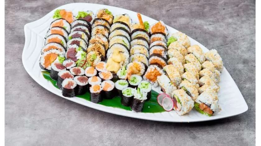 Set "Familijny" 72 szt,(4/5 osób)