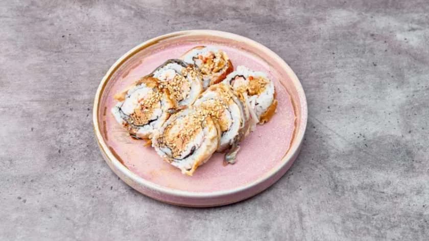 Hot rolls Plauszek krabowy, węgorz