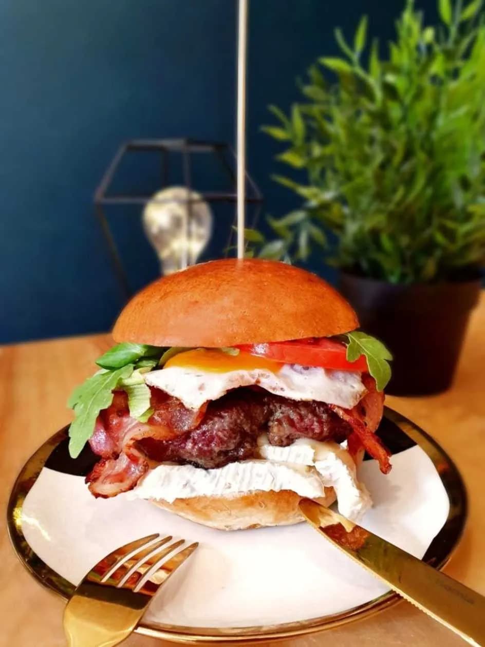 KAPRYS KRÓLA BURGER 200g