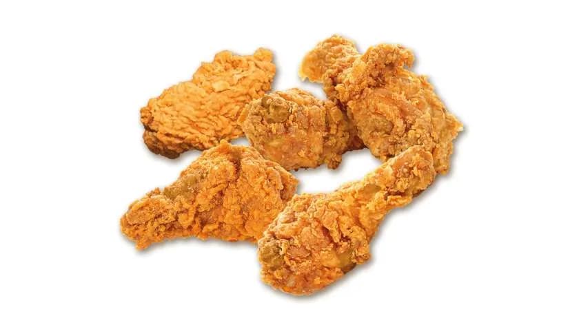 Panierowane skrzydelka 5 szt podawane z wybranym sosem