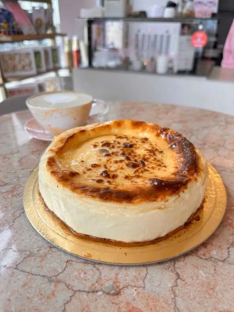 Basque Cheesecake 18cm