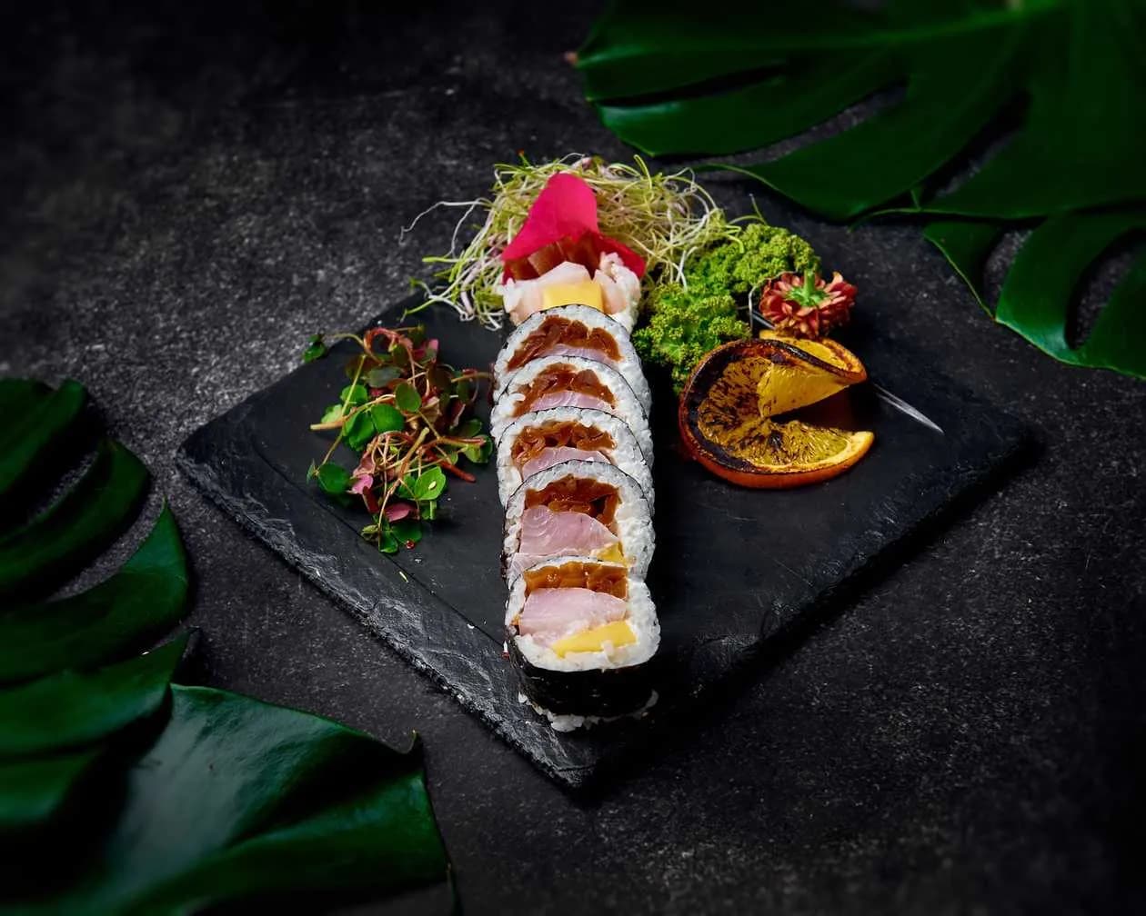 Futomaki cod, philadelphia, oshinko, cucumber, lettuce