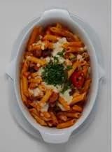 Penne con salsiccia e pancetta