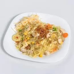 Makaron sojowy z kurczakiem