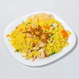 Ryż smażony z kurczakiem