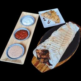 8- Zestaw Tortilla kebab kurczak (WRAP + BAKLAWA ORZECHOWA)