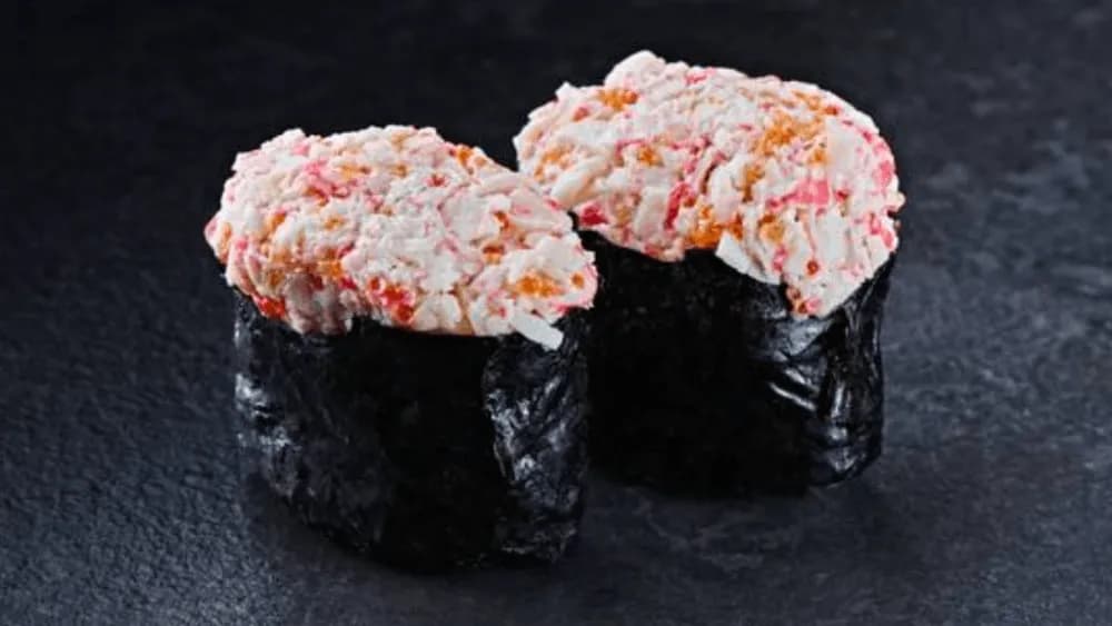 Gunkan Tatar Surimi (2 sztuki)