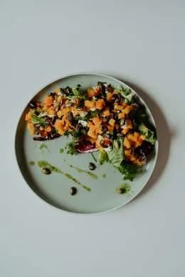 Sałata z Pieczoną Dynią