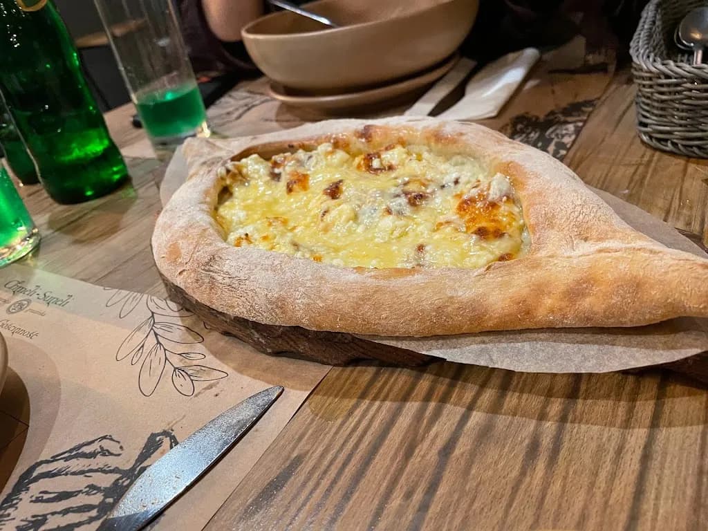 Chmeli Suneli Nowy Świat