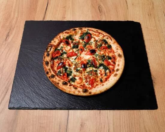 13. Pizza Scampi Spinaci