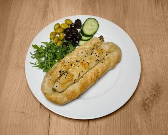 Börekschnecke mit Spinat und Käse