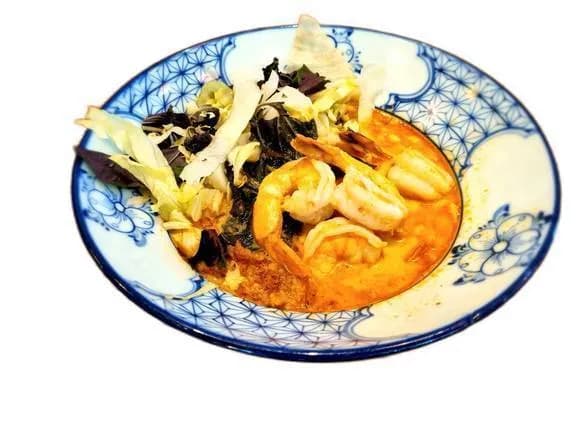 Phở Trộn Made In Vietnam z Krewetkami