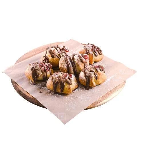 Sweet Rolls z malinami i czekoladą