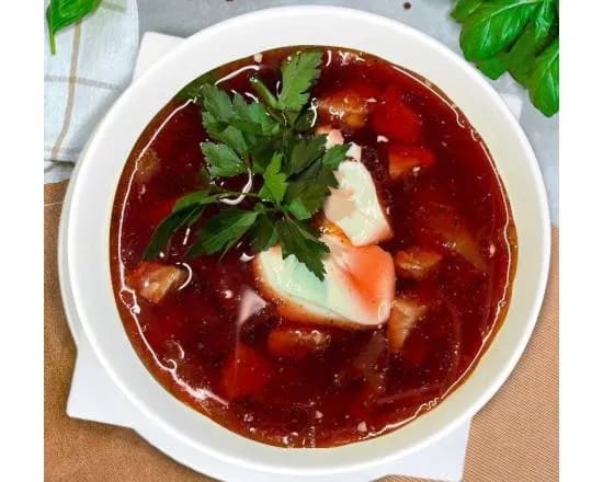 Barszcz ukraiński z mięsem