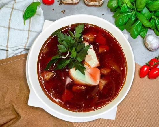 Barszcz ukraiński z mięsem