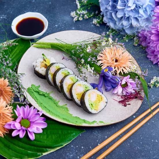 Futomaki Krewetka w Tempurze (6 sztuk)