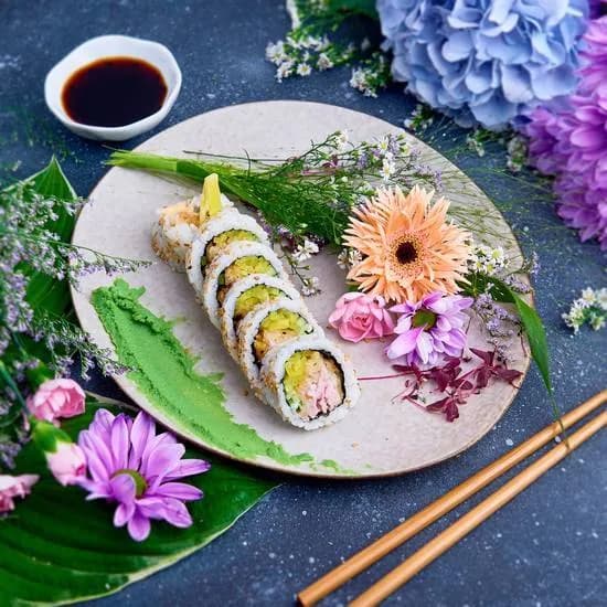 Uramaki Tuńczyk w Tempurze (6 sztuk)