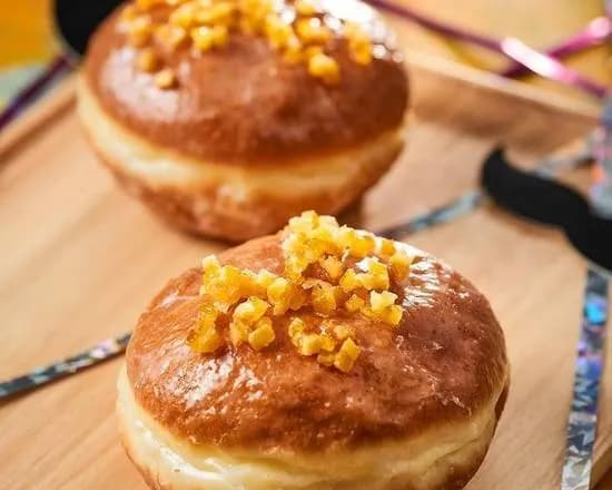 Pączek z marmoladą (1 sztuka)