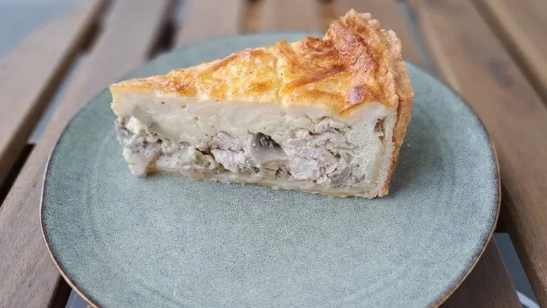 QUICHE z Kurczkiem i Pieczarkami
