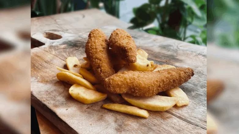 Polędwiczki z kurczaka + frytki