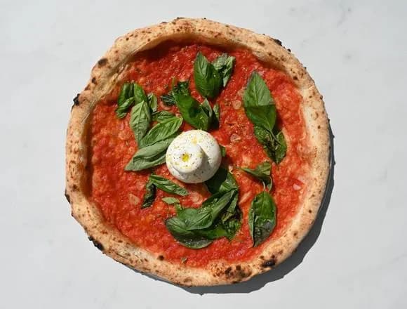 Pizza Marinara e Burrata