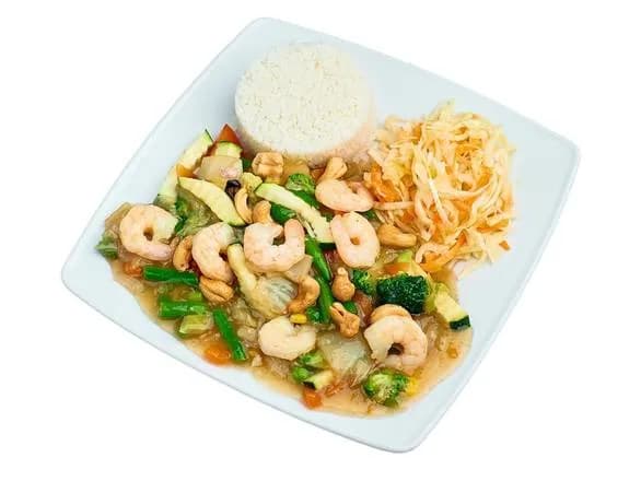 Krewetki po tajsku z orzechami nerkowca