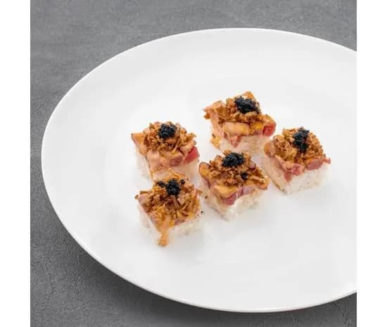 Sushi Cake z tuńczykiem