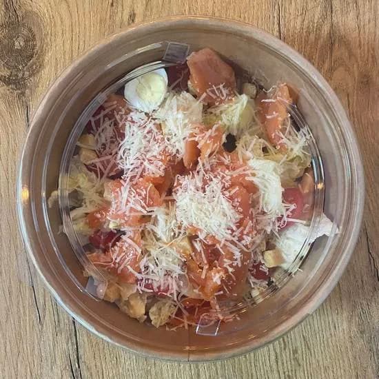 Sałatka Cesare e Salmone