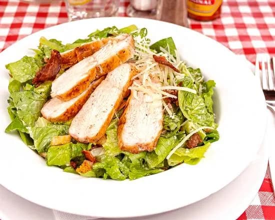 CHICKEN CAESAR SALAD