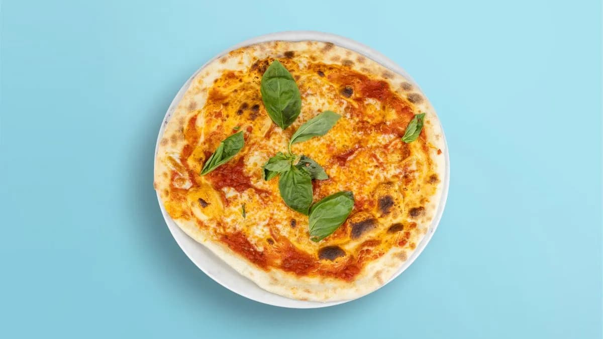 70. Pizza Margherita