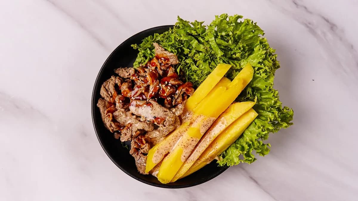 123. Mango Salad