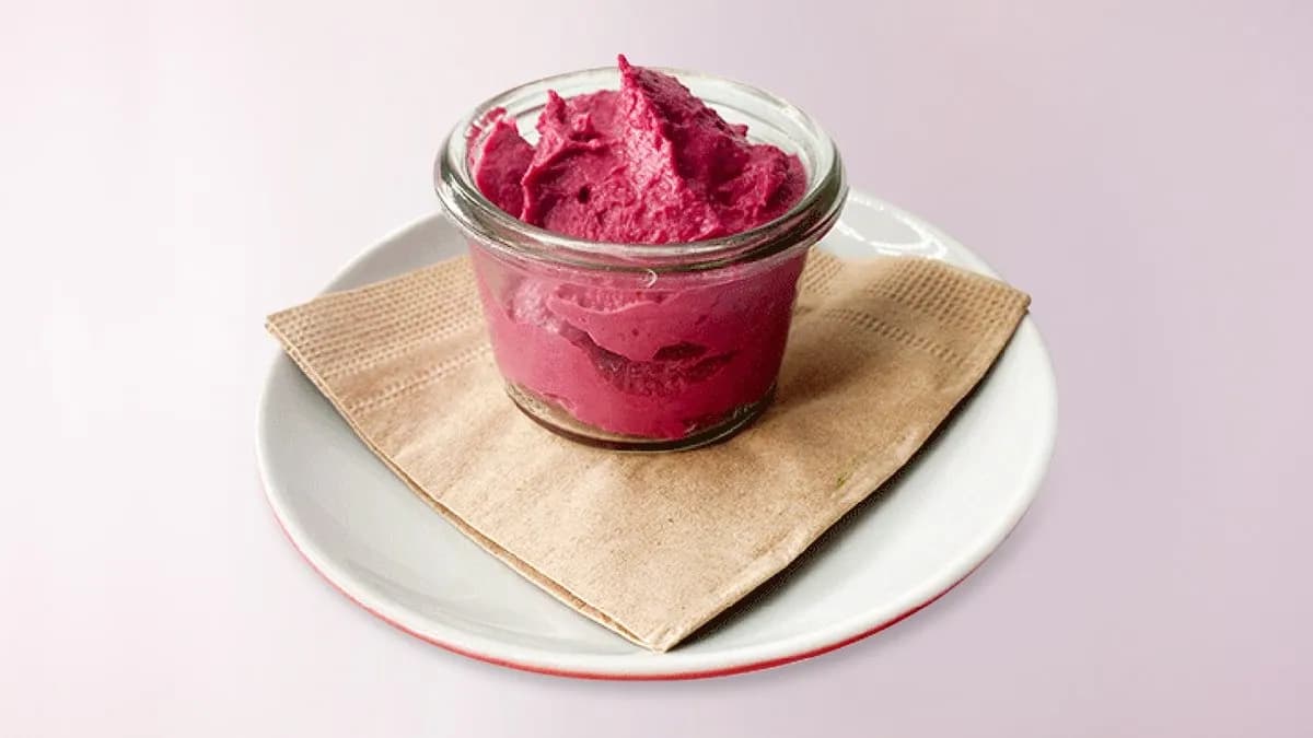 Portion Rote Bete-Hummus