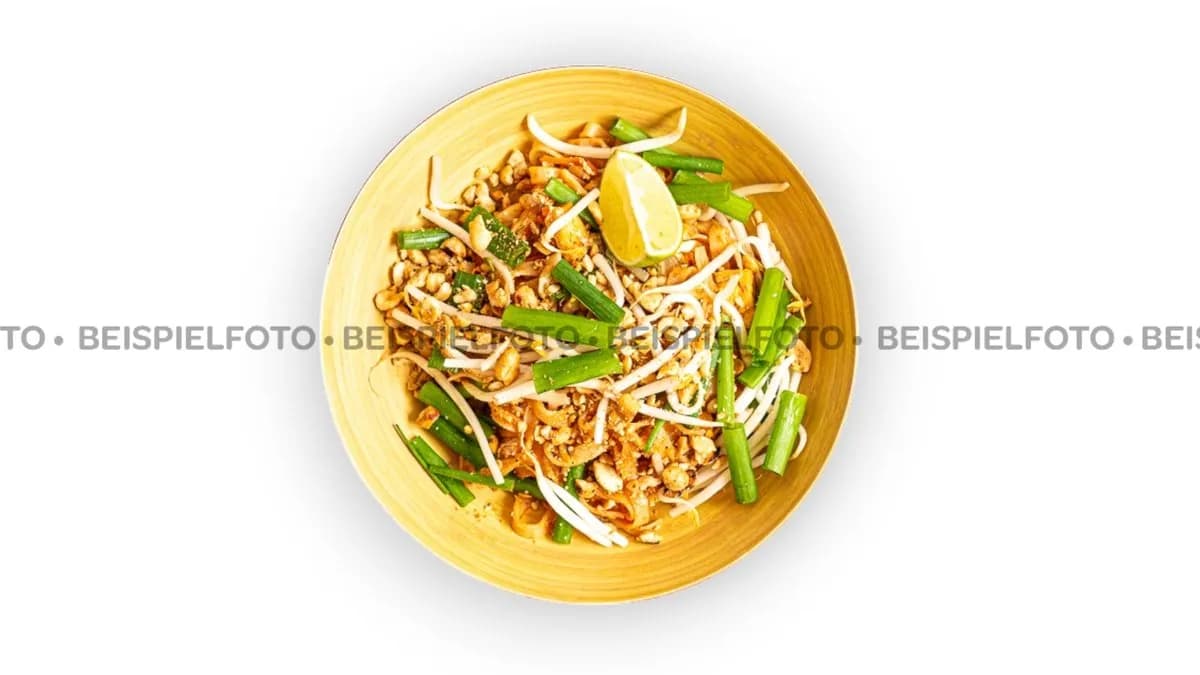 46. Pad Thai