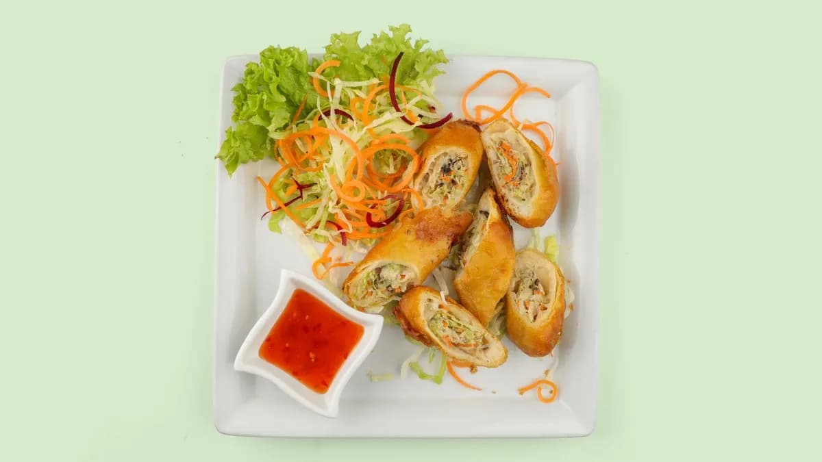 V15. Vietnamese Spring Rolls