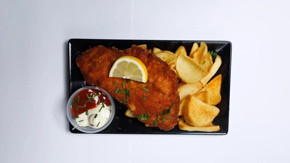 Hähnchenschnitzel Teller