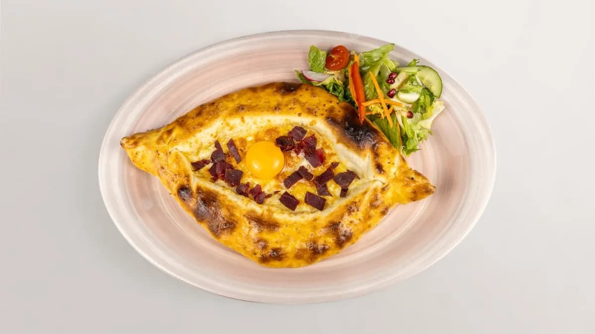 82. Khachapuri mit Basturma