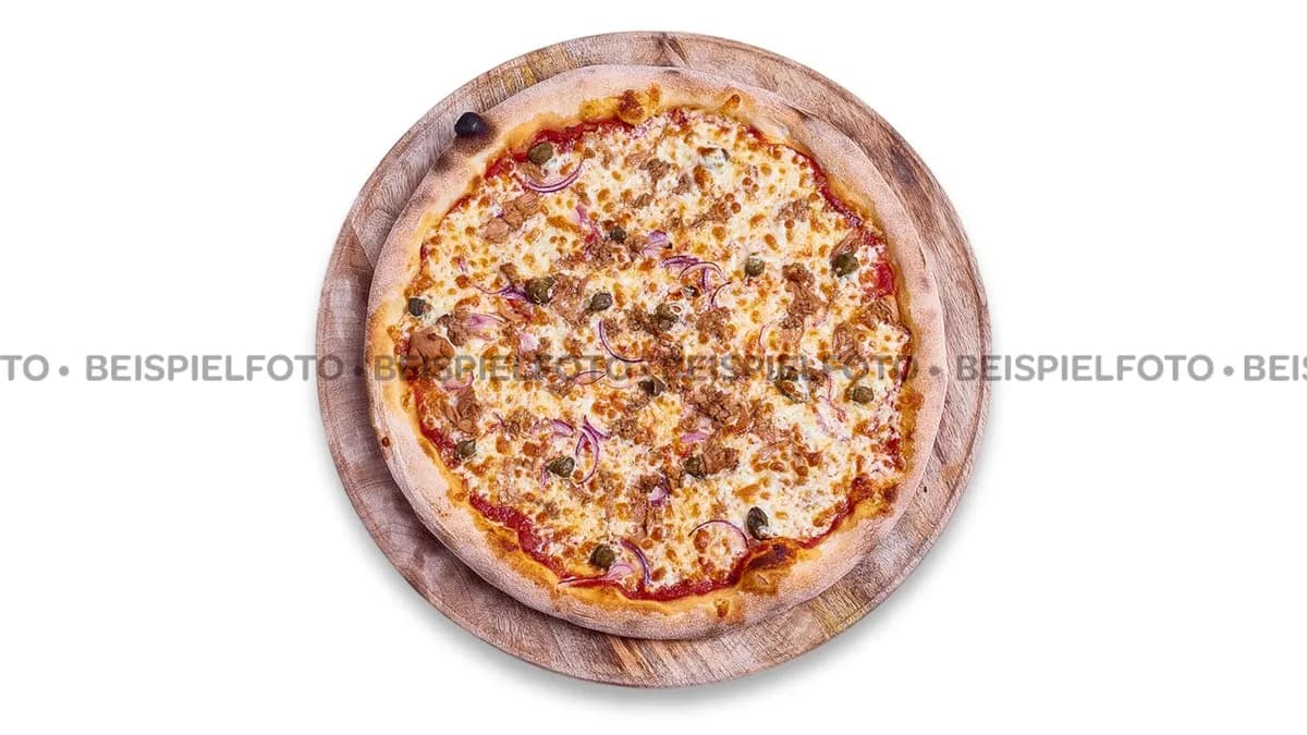 29. Pizza Tonno