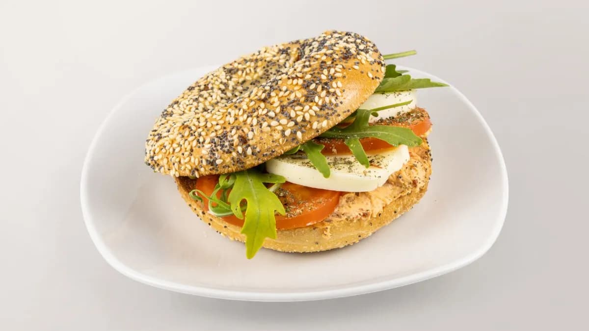 Tomate Mozzarella Bagel