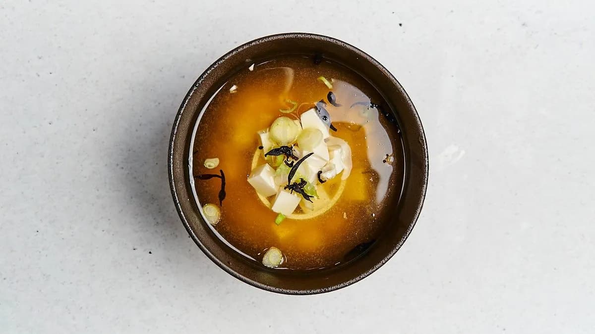 V1. Miso Suppe
