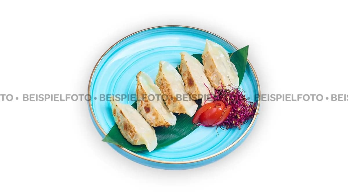 08. Gyoza