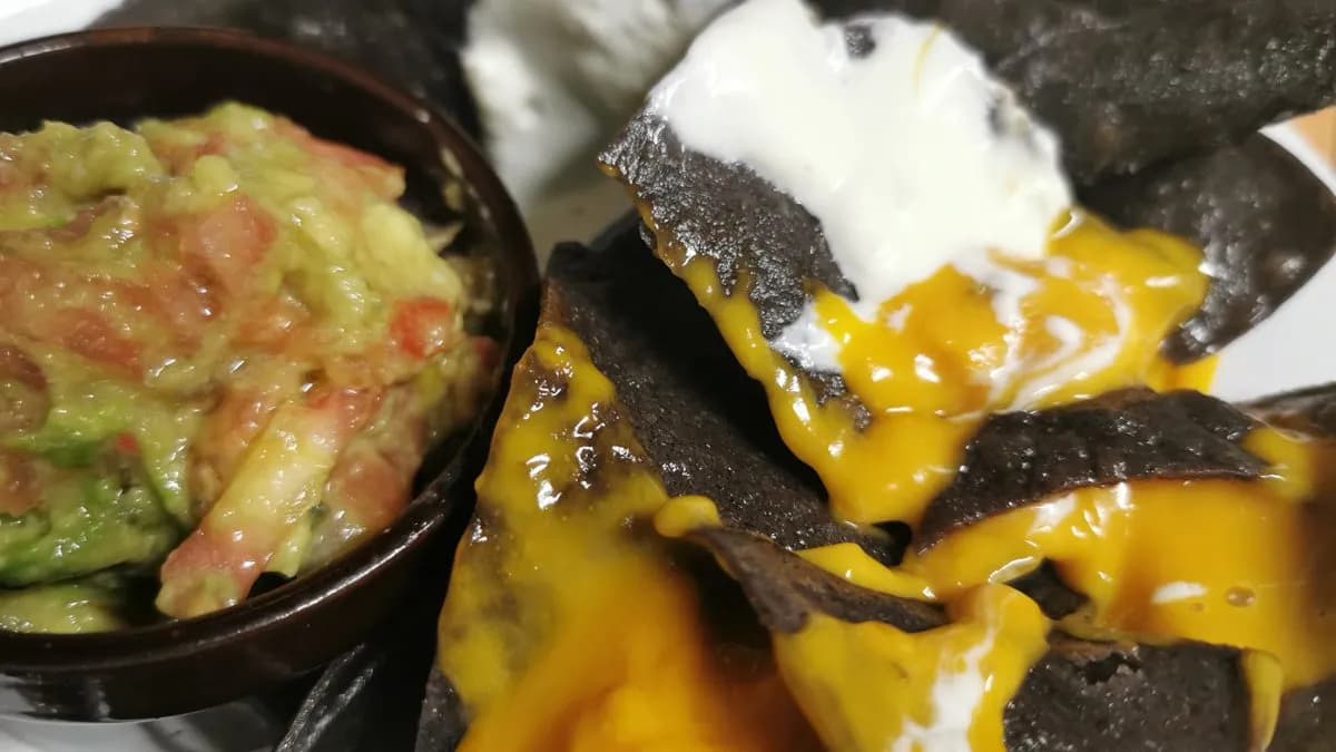 04. Totopos with Cheese and Guacamole