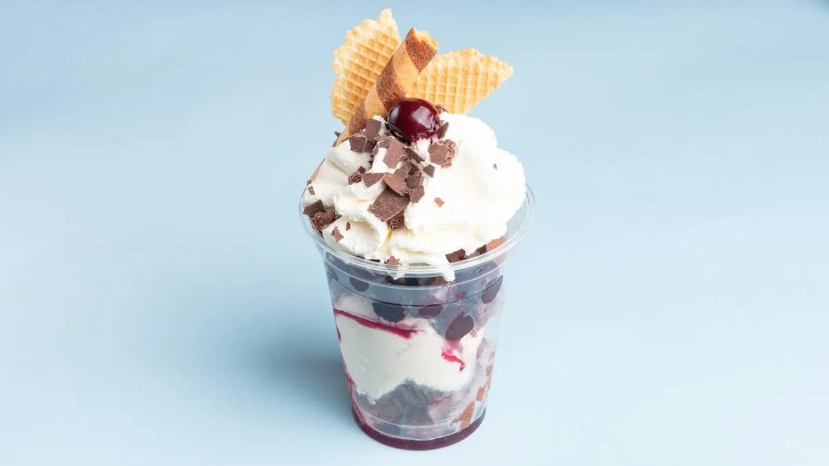 Black Forest Cherry Ice Cream Cup 0,3l