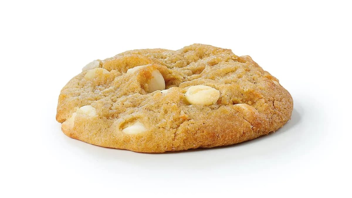 Fehér csokis-makadámdiós cookie