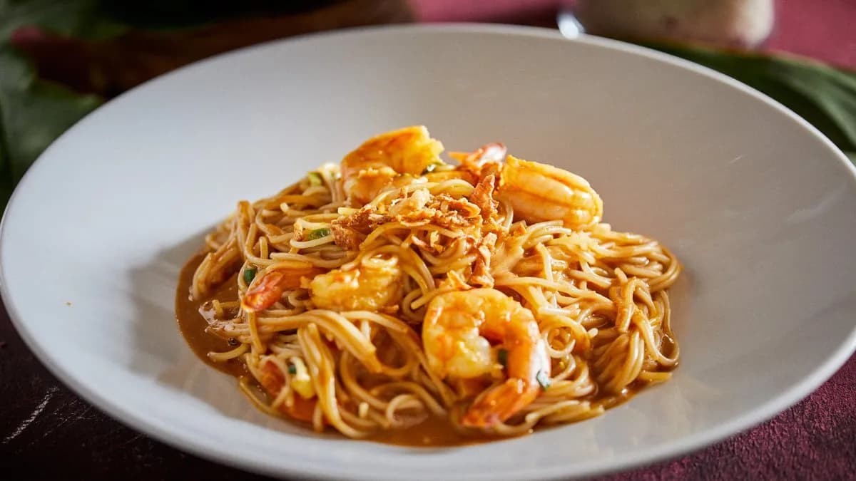Bún tészta mogyorószósszal - vega