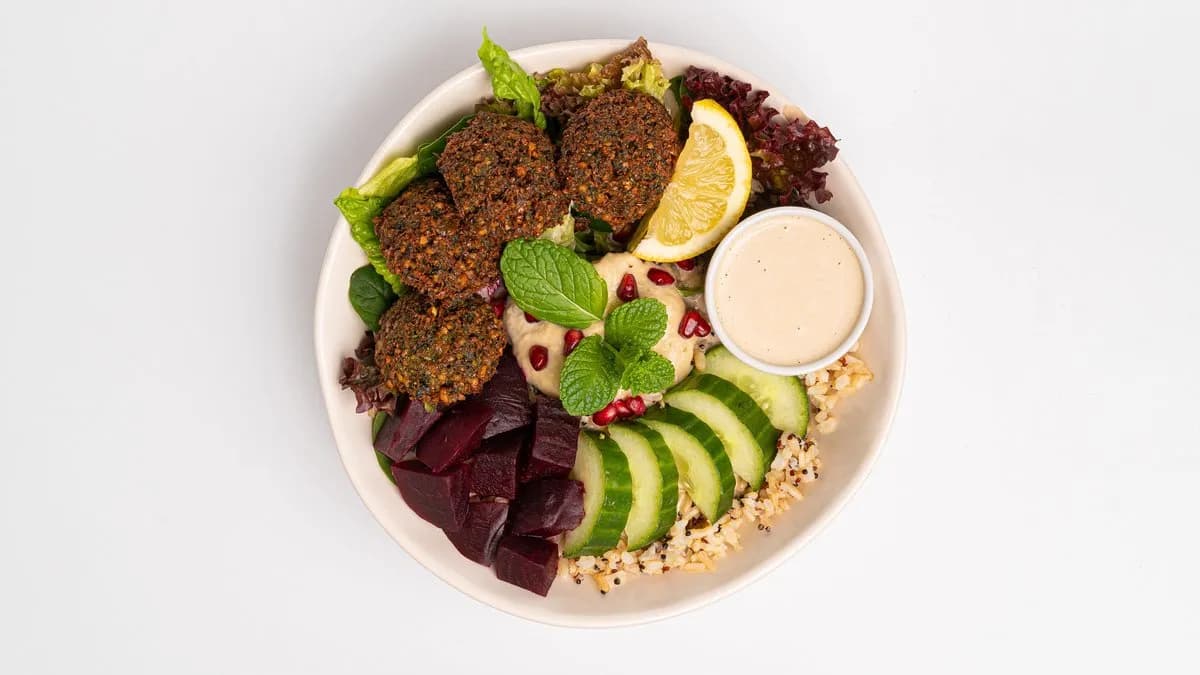 Falafel Hummus
