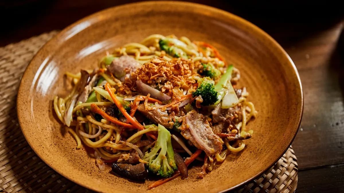 Pad Mee Luang - rák (Sült Tojásos Tészta)