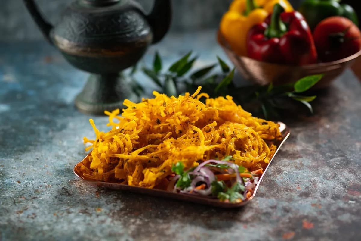 ONION BHAJIA (hagymabatyu)